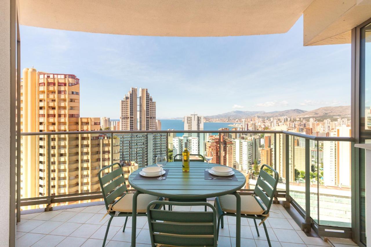 Апартаменти Skyline 11 Sunny Balcony With Stunning Sea Views Бенідорм Екстер'єр фото
