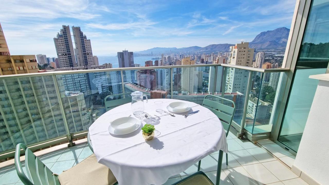 Апартаменти Skyline 11 Sunny Balcony With Stunning Sea Views Бенідорм Екстер'єр фото